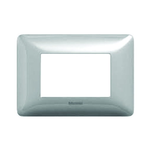 [AUT.01.585] [AM4803MSL] BTICINO Placa Matix 3 módulos acabado metalizado color plateado